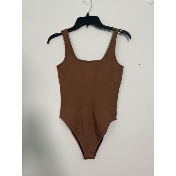 OQQ Tops - OQQ Womens Ribbed Seamless Bodysuit Brown Scoop Neck Tank Medium Bodycon